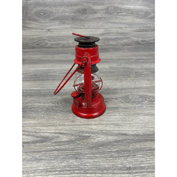 Vintage Winged Wheel Lantern No. 400 (Made in Japan) Kerosene Oil Lamp - Picture 6 of 8